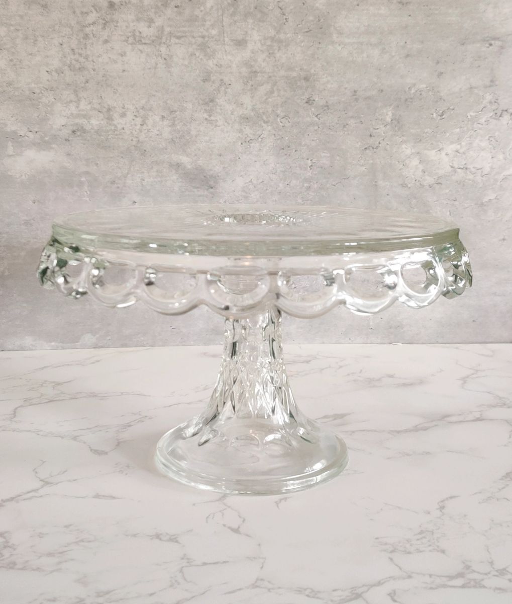 Vintage glass cheap cake stand